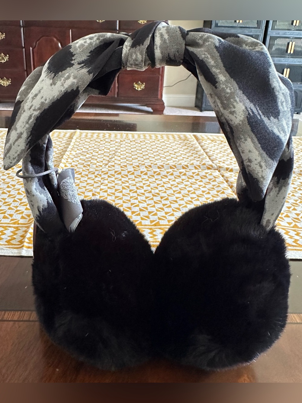 Vince Camuto Black Earmuffs w/Decorative Bow Headband in Black, Gray & White NEW